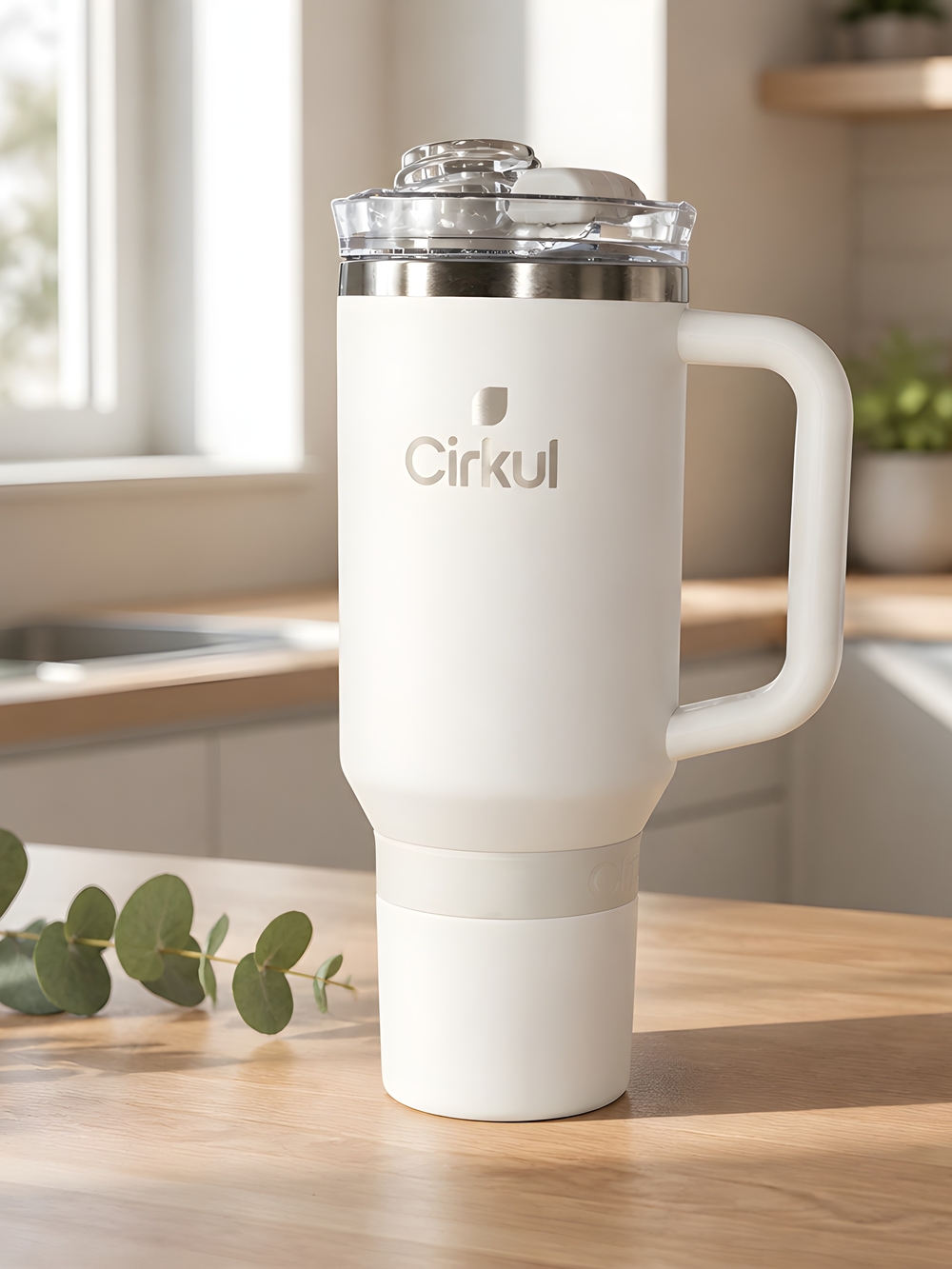 Cirkul Beige Insulated Travel Mug with Handle and Clear Lid. NO FLAVORED INSERTS